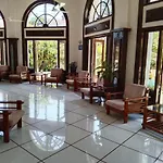 Sunset Beach Resort